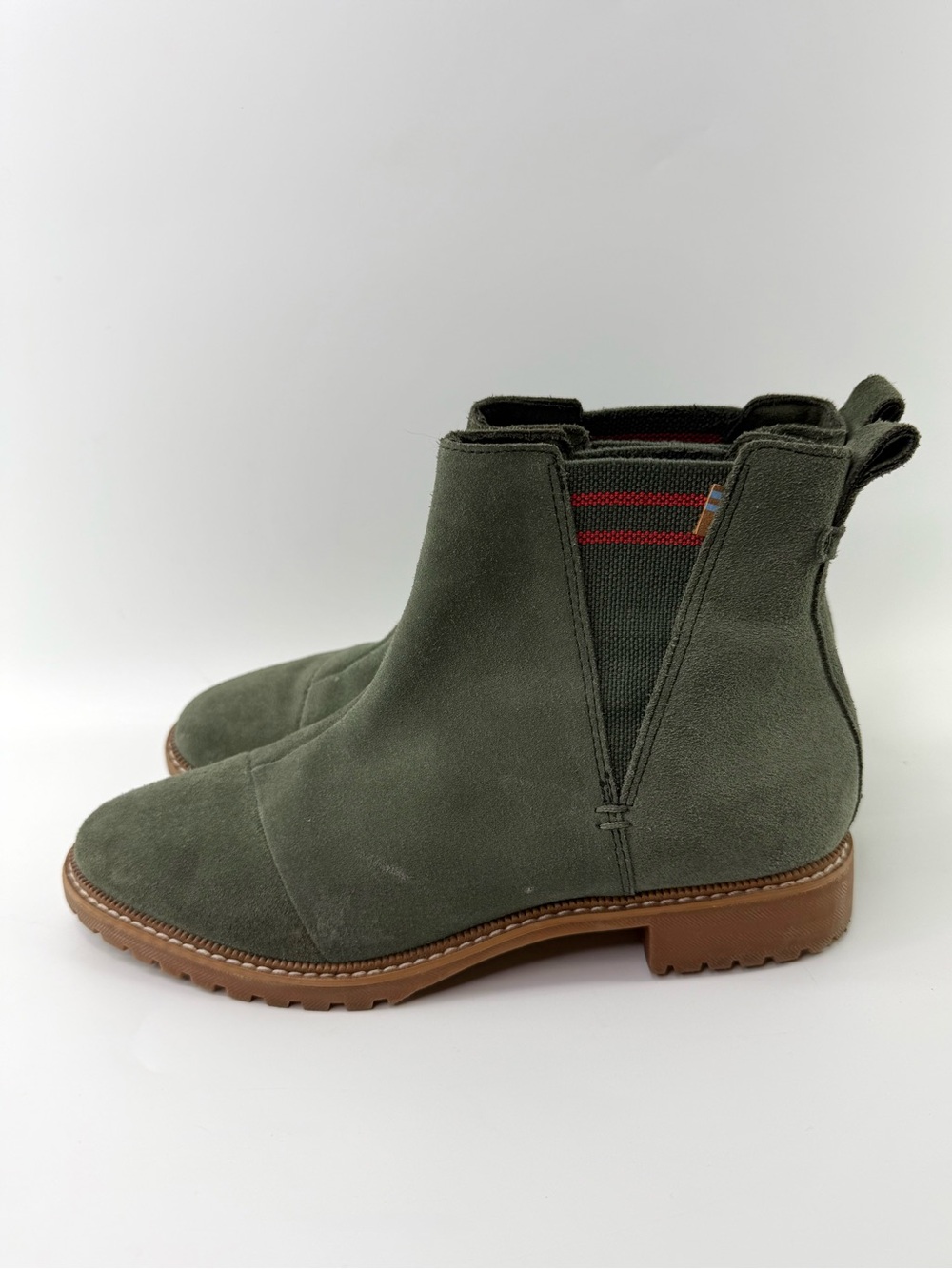 TOMS Cleo Water Resistant Suede Pull On Chelsea Boots Dusty Olive Size 8.5